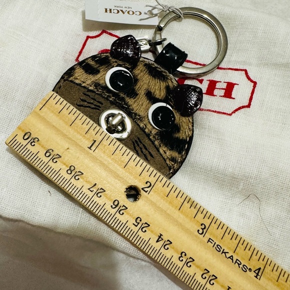 Coach Leather & Suede Patch Cat Leopard Zipper Fob - Picture 9 of 11